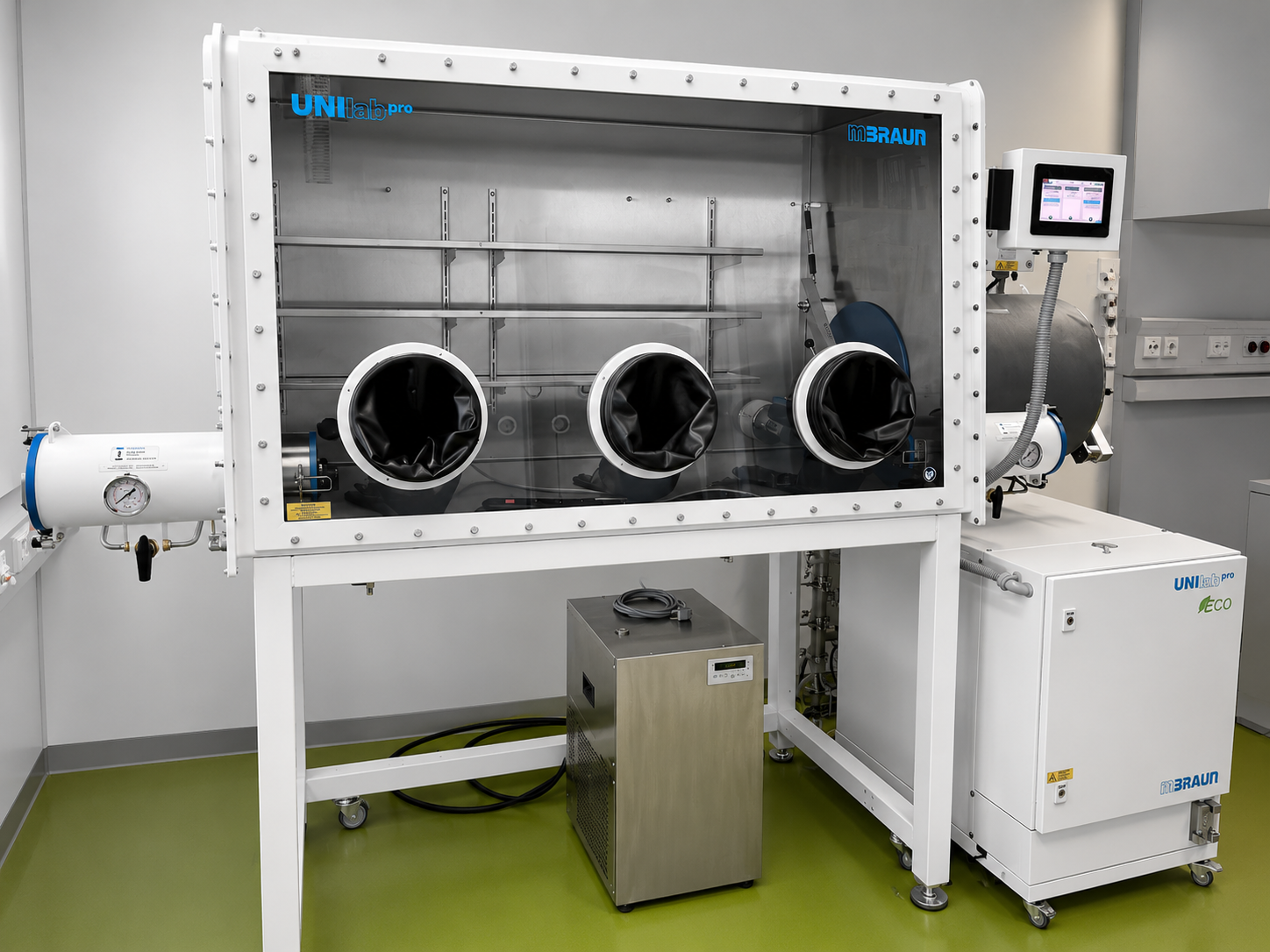 Glovebox